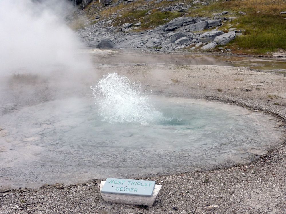 Yellowstone Old faithfull et ses environs (120).JPG